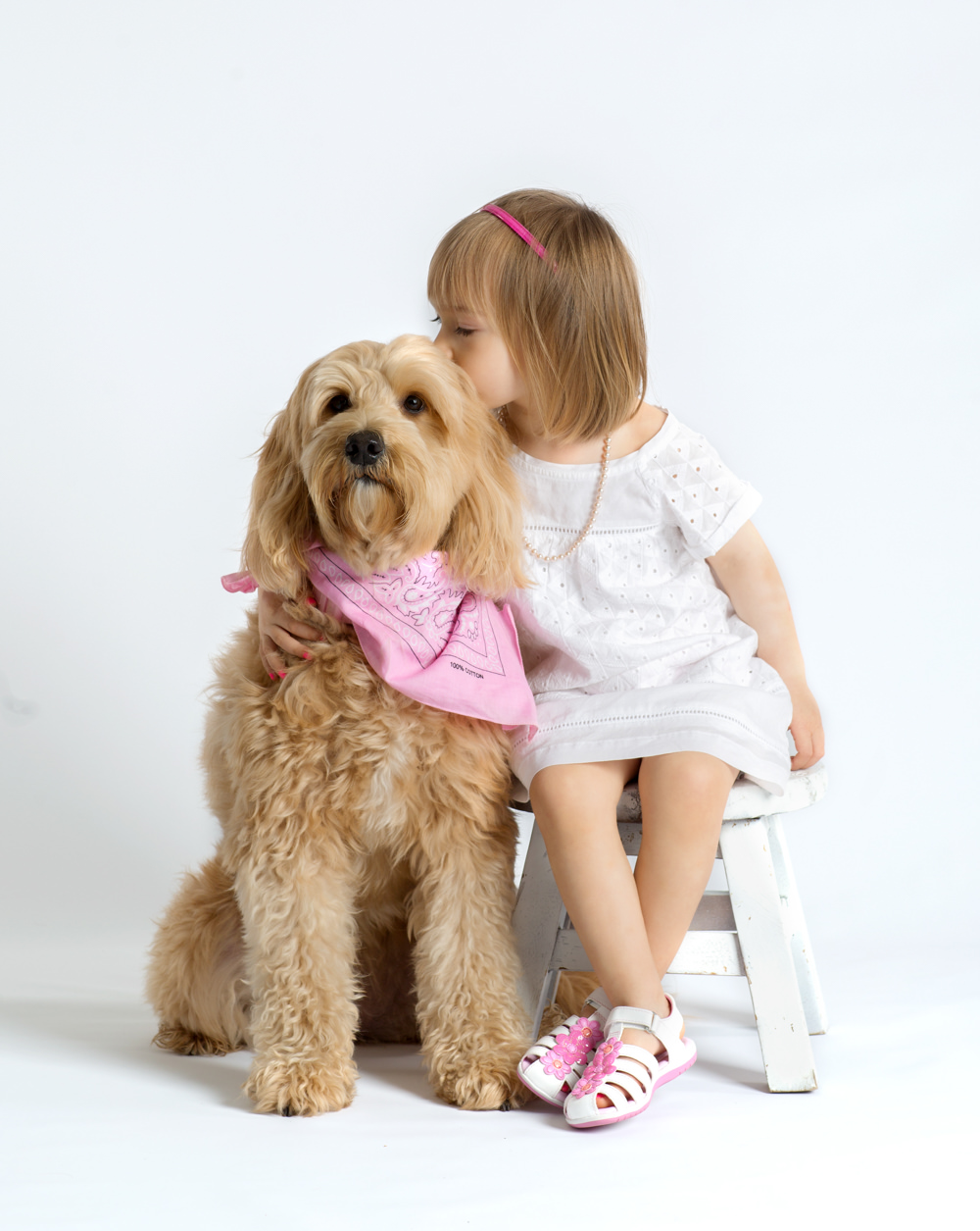 windsor childrens photographer - vanessa and pup
