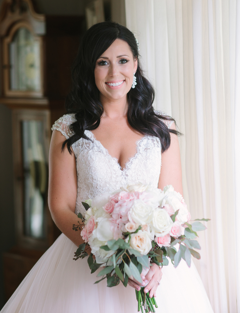 Lauren and Kyles wedding at Essex Golf and Country Club photographed by Jillian Wilhelm Photography