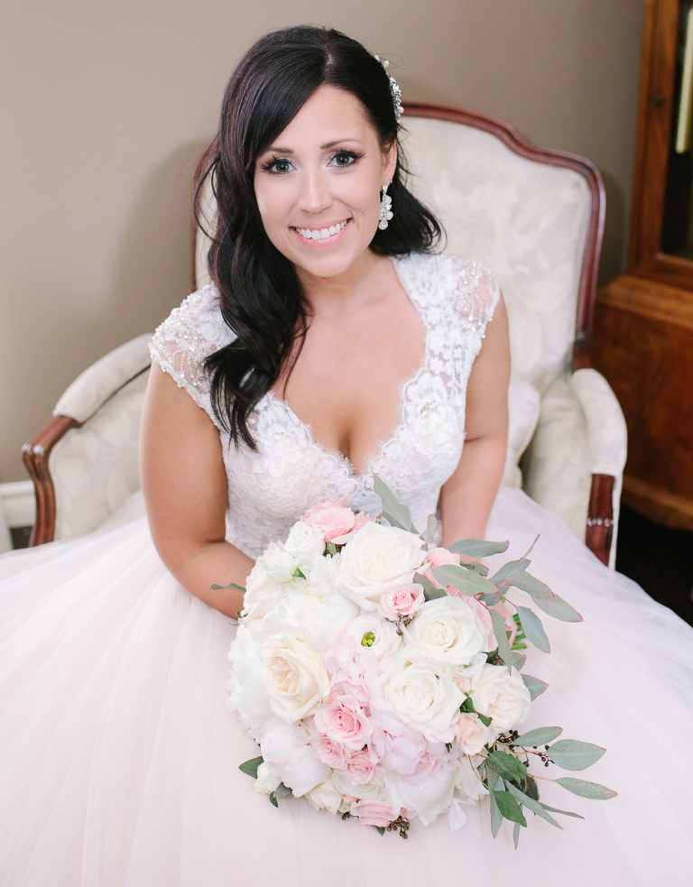 Lauren and Kyles wedding at Essex Golf and Country Club photographed by Jillian Wilhelm Photography