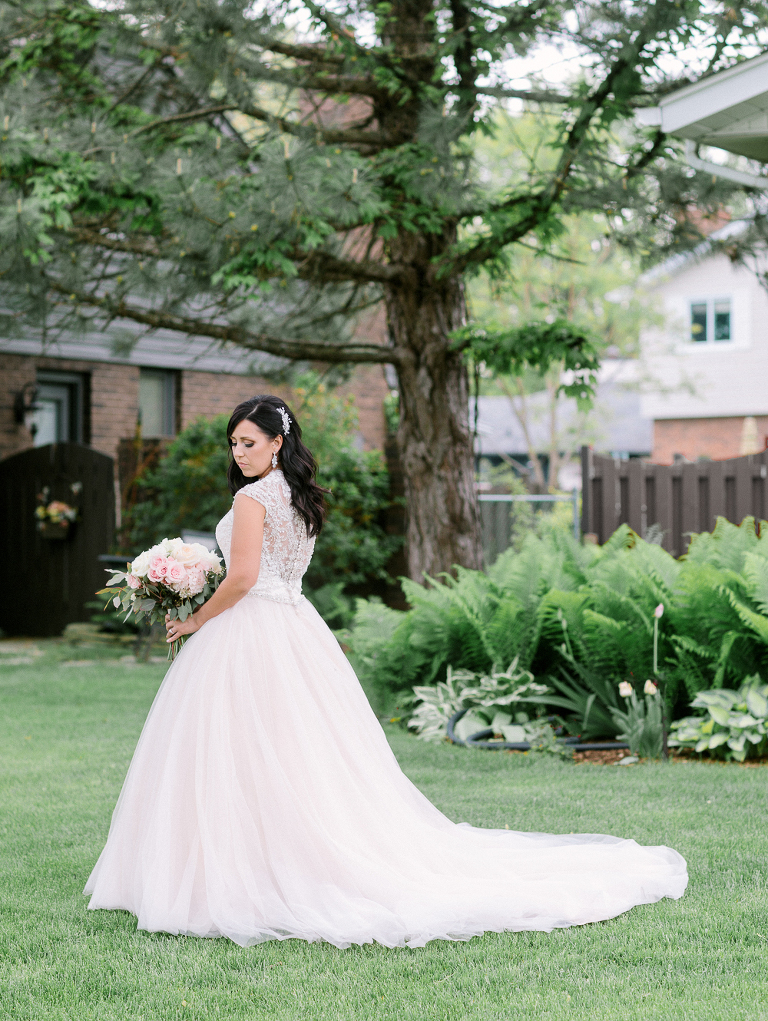 Lauren and Kyles wedding at Essex Golf and Country Club photographed by Jillian Wilhelm Photography