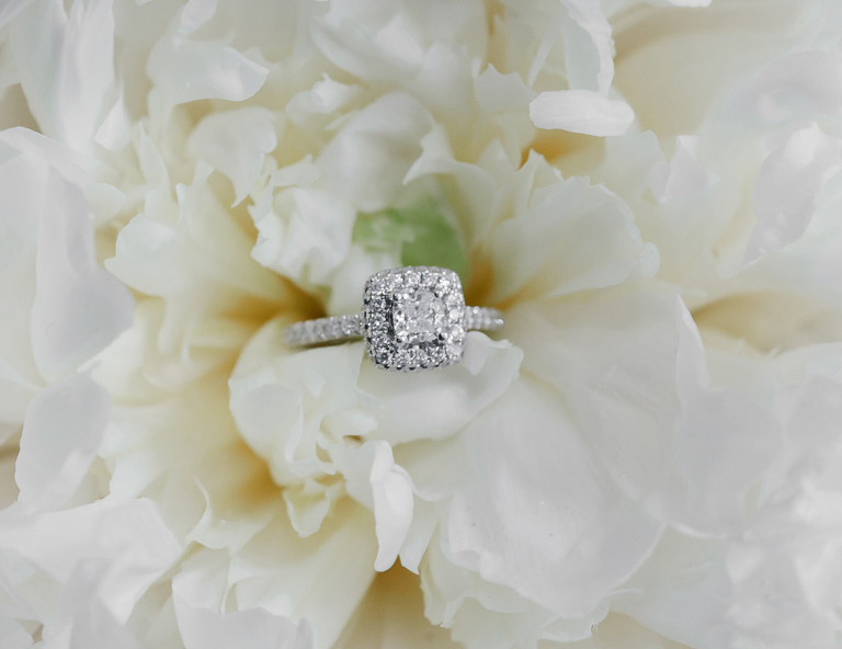 Lauren and Kyles wedding at Essex Golf and Country Club photographed by Jillian Wilhelm Photography