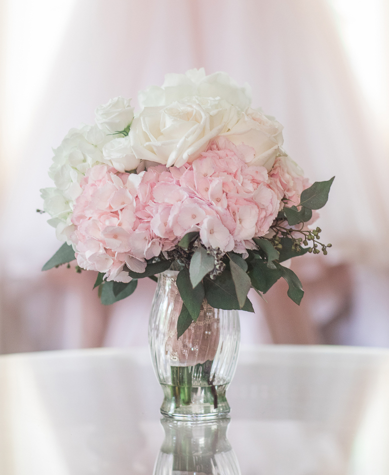 Lauren and Kyles wedding at Essex Golf and Country Club photographed by Jillian Wilhelm Photography