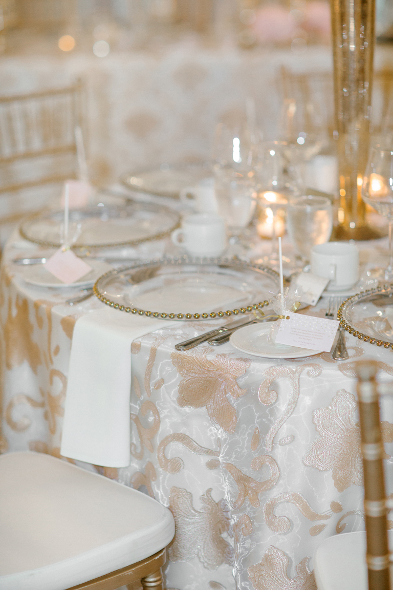 Lauren and Kyles wedding at Essex Golf and Country Club photographed by Jillian Wilhelm Photography