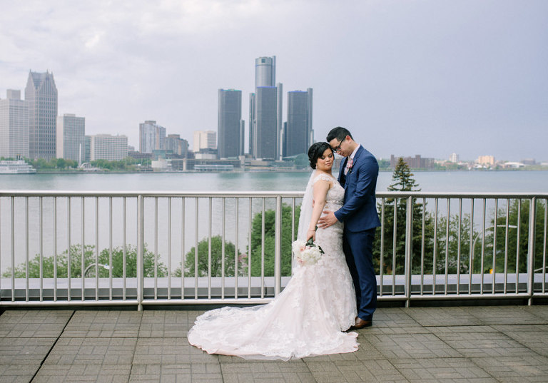 Miriam and Arnies wedding in windsor Ontario photographed by Jillian Wilhelm Photography