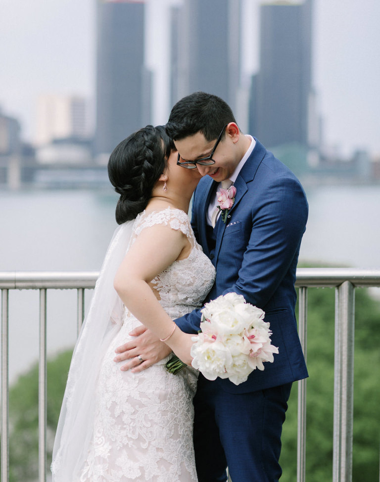 Miriam and Arnies wedding in windsor Ontario photographed by Jillian Wilhelm Photography
