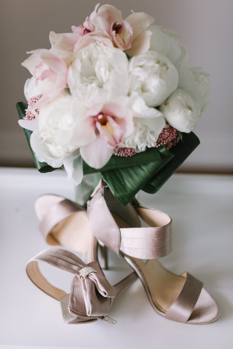 Miriam and Arnies wedding in windsor Ontario photographed by Jillian Wilhelm Photography