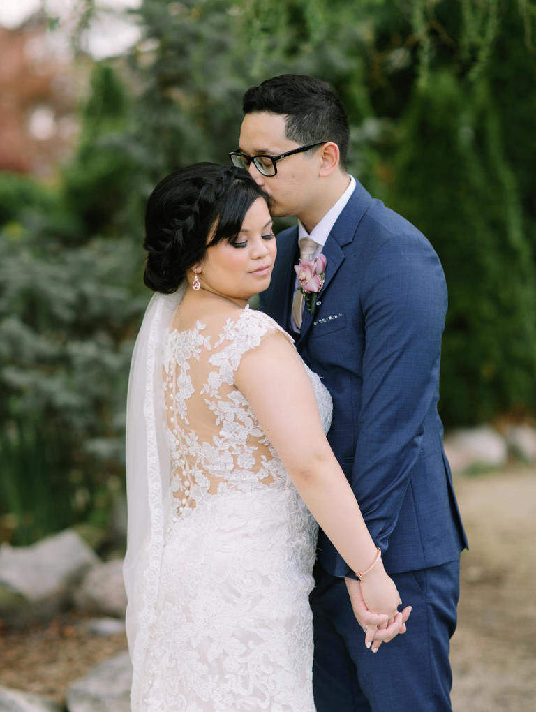 Miriam and Arnies wedding in windsor Ontario photographed by Jillian Wilhelm Photography