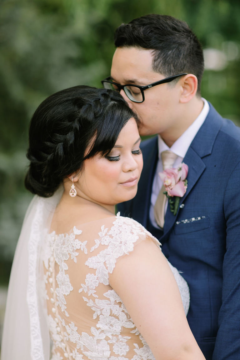 Miriam and Arnies wedding in windsor Ontario photographed by Jillian Wilhelm Photography
