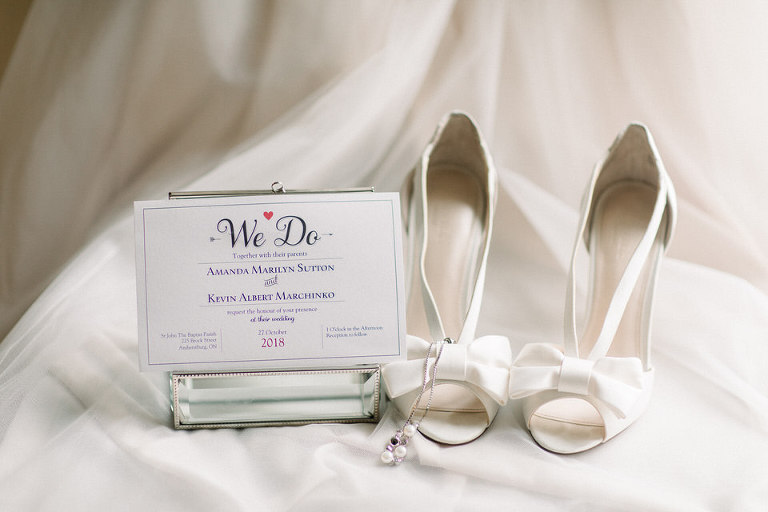 Amanda and Kevin's wedding in Windsor Ontario at Sprucewood winery detail photographs bridal