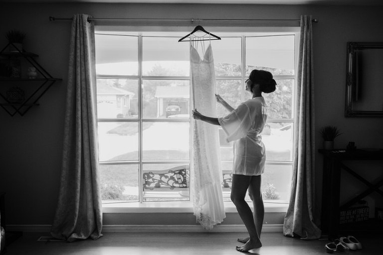 Jake and Calie's wedding in Windsor Ontario photographed by Jillian Wilhelm Photography at Fogolar Club and JP Wisers