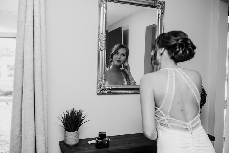 Jake and Calie's wedding in Windsor Ontario photographed by Jillian Wilhelm Photography at Fogolar Club and JP Wisers