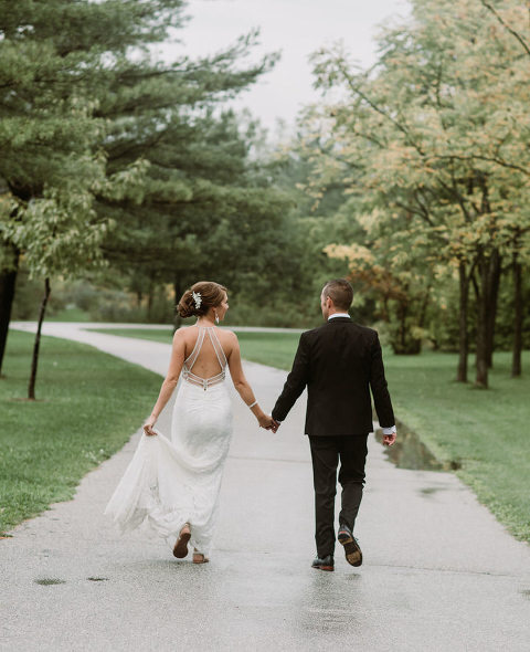 Jake and Calie's wedding in Windsor Ontario photographed by Jillian Wilhelm Photography at Fogolar Club and JP Wisers