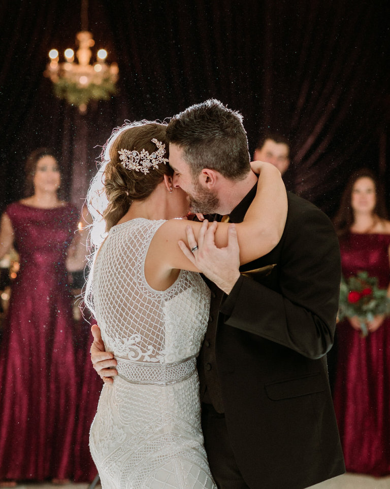 Jen and Aarons wedding in Windsor Ontario photographed by Jillian Wilhelm of Jillian Wilhelm Photography. Jillian Wihelm Photography is a full service studio serving southwest ontario and destinations around the world.