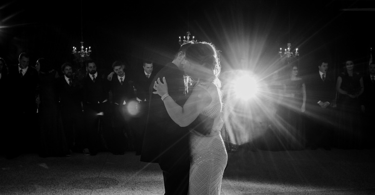 Jen and Aarons wedding in Windsor Ontario photographed by Jillian Wilhelm of Jillian Wilhelm Photography. Jillian Wihelm Photography is a full service studio serving southwest ontario and destinations around the world.