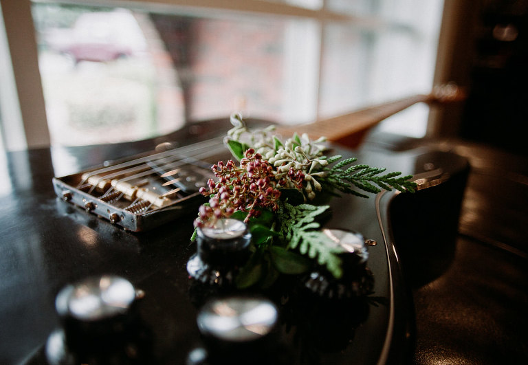 Jen and Aarons wedding in Windsor Ontario photographed by Jillian Wilhelm of Jillian Wilhelm Photography. Jillian Wihelm Photography is a full service studio serving southwest ontario and destinations around the world.