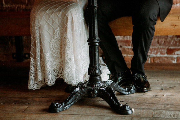 Jen and Aarons wedding in Windsor Ontario photographed by Jillian Wilhelm of Jillian Wilhelm Photography. Jillian Wihelm Photography is a full service studio serving southwest ontario and destinations around the world.