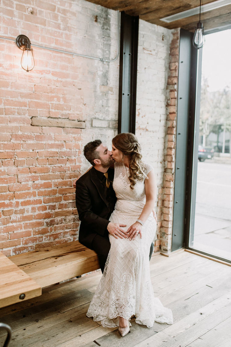 Jen and Aarons wedding in Windsor Ontario photographed by Jillian Wilhelm of Jillian Wilhelm Photography. Jillian Wihelm Photography is a full service studio serving southwest ontario and destinations around the world.