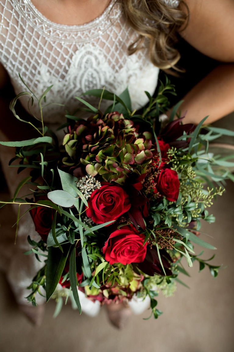 Jen and Aarons wedding in Windsor Ontario photographed by Jillian Wilhelm of Jillian Wilhelm Photography.  Jillian Wihelm Photography is a full service studio serving southwest ontario and destinations around the world.