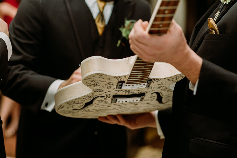 Jen and Aarons wedding in Windsor Ontario photographed by Jillian Wilhelm of Jillian Wilhelm Photography.  Jillian Wihelm Photography is a full service studio serving southwest ontario and destinations around the world.