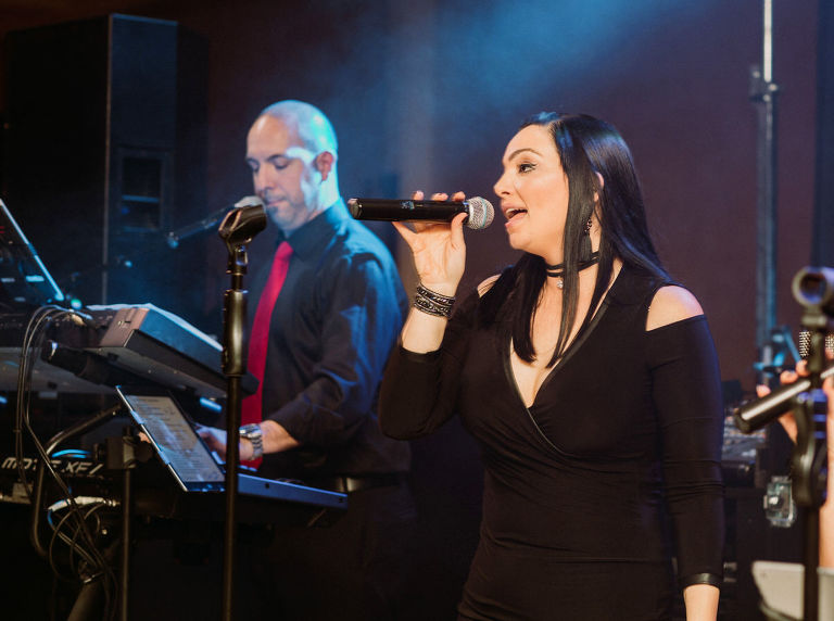 Jen and Aarons wedding in Windsor Ontario photographed by Jillian Wilhelm of Jillian Wilhelm Photography.  Jillian Wihelm Photography is a full service studio serving southwest ontario and destinations around the world.