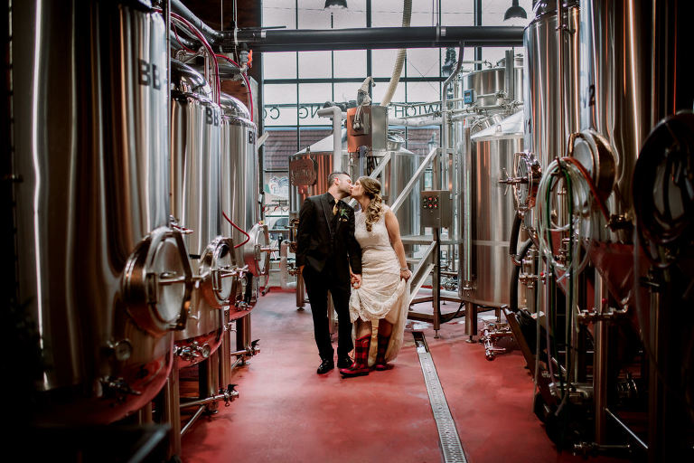 Jen and Aarons wedding in Windsor Ontario photographed by Jillian Wilhelm of Jillian Wilhelm Photography.  Jillian Wihelm Photography is a full service studio serving southwest ontario and destinations around the world.