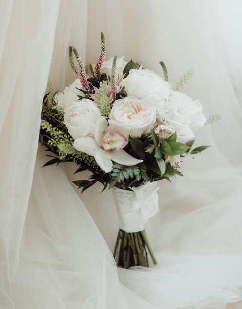 Windsor wedding photographed by Jillian Wilhelm Photography in Windsor Ontario at St Clair Center for the Arts