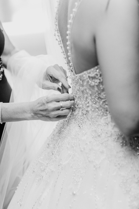 Melissa and Keiths wedding in Windsor Ontario at the Caboto Club photographed by Jillian Wilhelm of Jillian Wilhelm Photography, windsor wedding photographer.