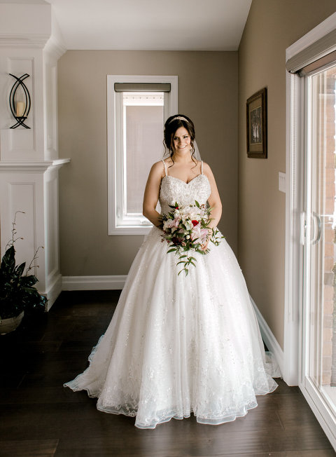 Melissa and Keiths wedding in Windsor Ontario at the Caboto Club photographed by Jillian Wilhelm of Jillian Wilhelm Photography, windsor wedding photographer.