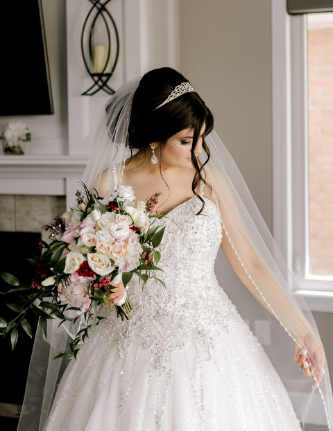 Melissa and Keiths wedding in Windsor Ontario at the Caboto Club photographed by Jillian Wilhelm of Jillian Wilhelm Photography, windsor wedding photographer.