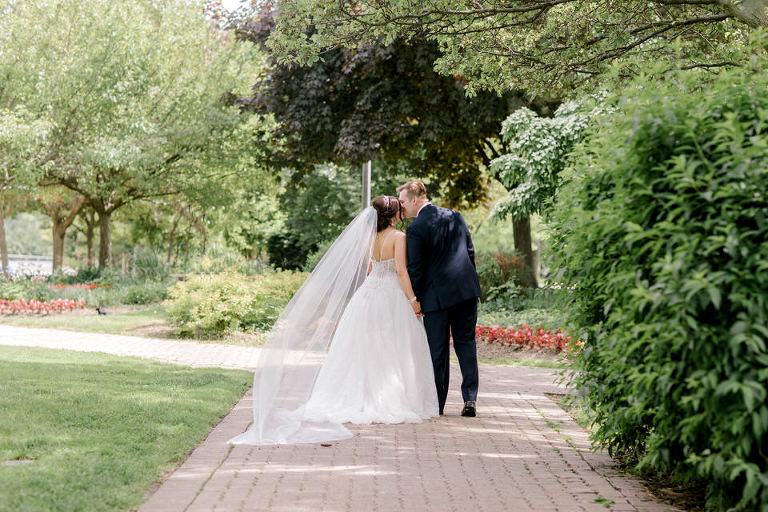 Melissa and Keiths wedding in Windsor Ontario at the Caboto Club photographed by Jillian Wilhelm of Jillian Wilhelm Photography, windsor wedding photographer.