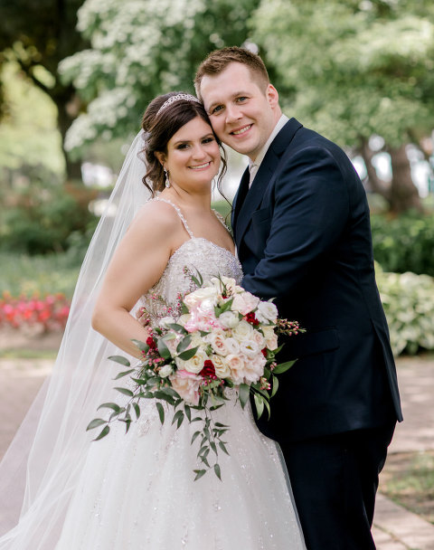 Melissa and Keiths wedding in Windsor Ontario at the Caboto Club photographed by Jillian Wilhelm of Jillian Wilhelm Photography, windsor wedding photographer.