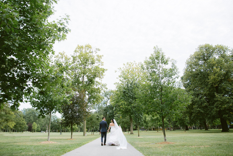 Windsor Caboto Club Wedding Photographed by Jillian wilhelm Photography. Lisa and Robs windsor ontario wedding q