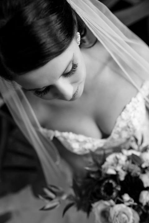 Windsor Caboto Club Wedding Photographed by Jillian wilhelm Photography. Lisa and Robs windsor ontario wedding 