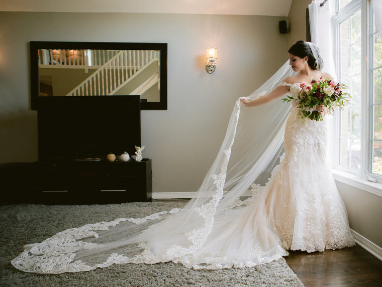 Windsor Caboto Club Wedding Photographed by Jillian wilhelm Photography. Lisa and Robs windsor ontario wedding 