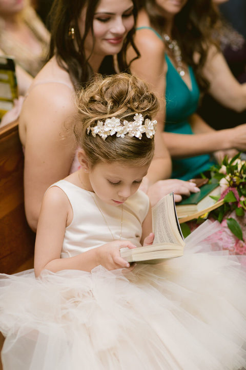 Windsor Caboto Club Wedding Photographed by Jillian wilhelm Photography. Lisa and Robs windsor ontario wedding 