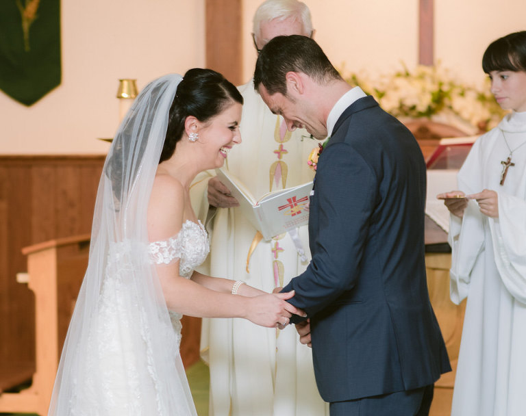 Windsor Caboto Club Wedding Photographed by Jillian wilhelm Photography. Lisa and Robs windsor ontario wedding 