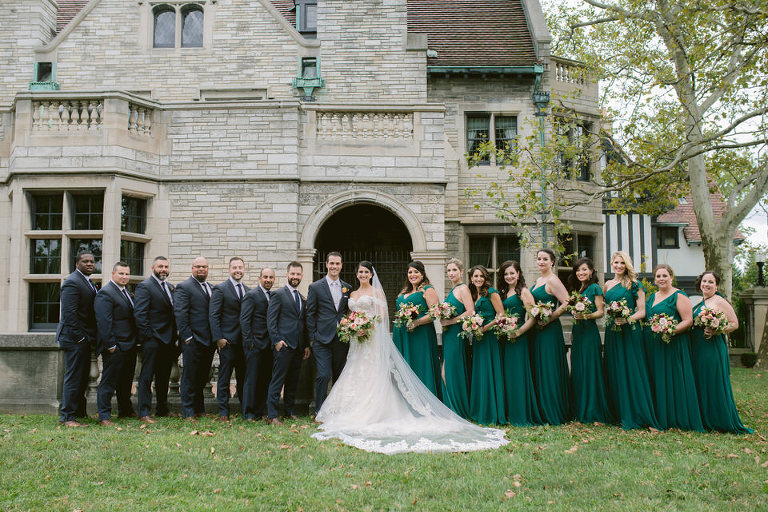 Windsor Caboto Club Wedding Photographed by Jillian wilhelm Photography. Lisa and Robs windsor ontario wedding 