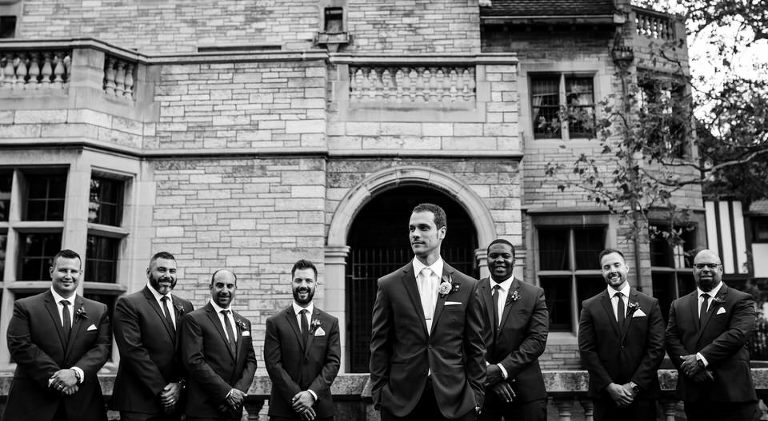 Windsor Caboto Club Wedding Photographed by Jillian wilhelm Photography. Lisa and Robs windsor ontario wedding 