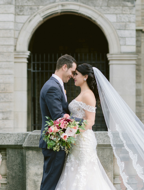 Windsor Caboto Club Wedding Photographed by Jillian wilhelm Photography. Lisa and Robs windsor ontario wedding 