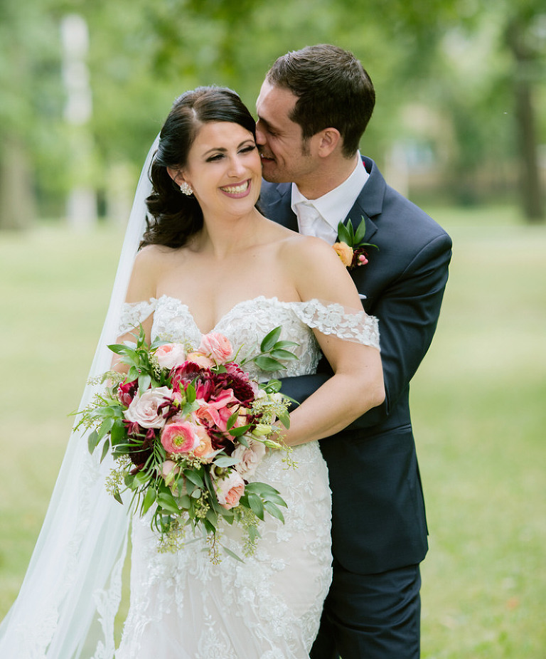 Windsor Caboto Club Wedding Photographed by Jillian wilhelm Photography. Lisa and Robs windsor ontario wedding 