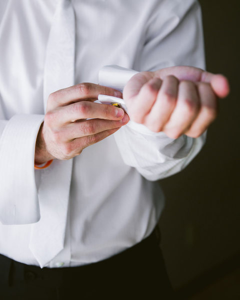 Windsor Caboto Club Wedding Photographed by Jillian wilhelm Photography. Lisa and Robs windsor ontario wedding 