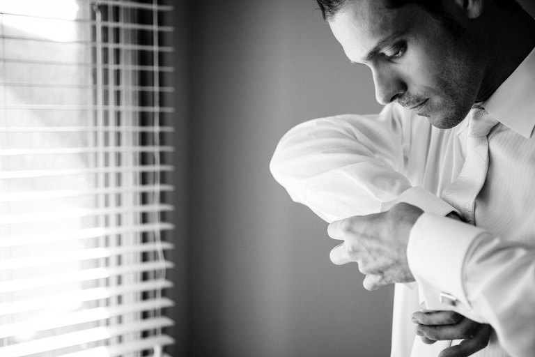 Windsor Caboto Club Wedding Photographed by Jillian wilhelm Photography. Lisa and Robs windsor ontario wedding 