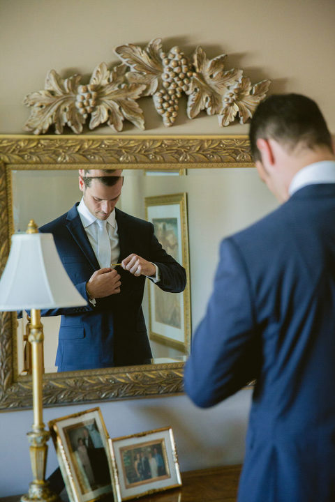 Windsor Caboto Club Wedding Photographed by Jillian wilhelm Photography. Lisa and Robs windsor ontario wedding 