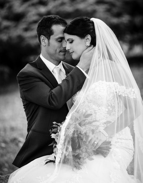 Windsor Caboto Club Wedding Photographed by Jillian wilhelm Photography. Lisa and Robs windsor ontario wedding 