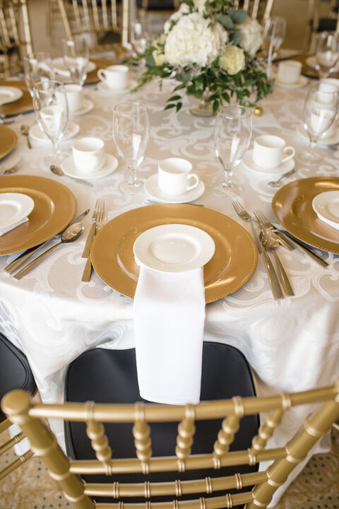 Ambassador Golf Club wedding photographed by Jillian Wilhelm Photography in Windsor Ontario. 