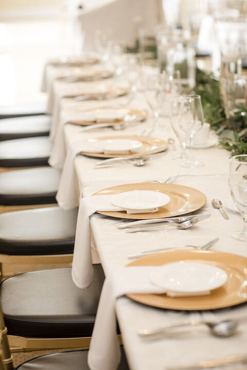 Ambassador Golf Club wedding photographed by Jillian Wilhelm Photography in Windsor Ontario. 