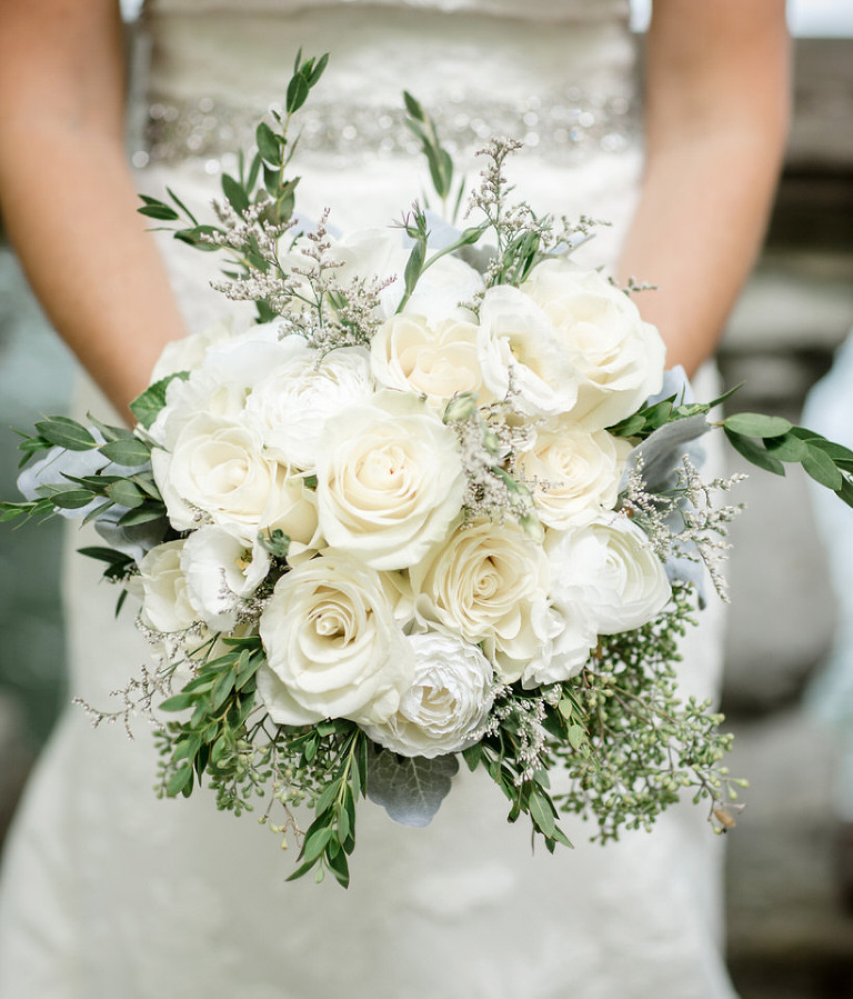 Ambassador Golf Club wedding photographed by Jillian Wilhelm Photography in Windsor Ontario. 