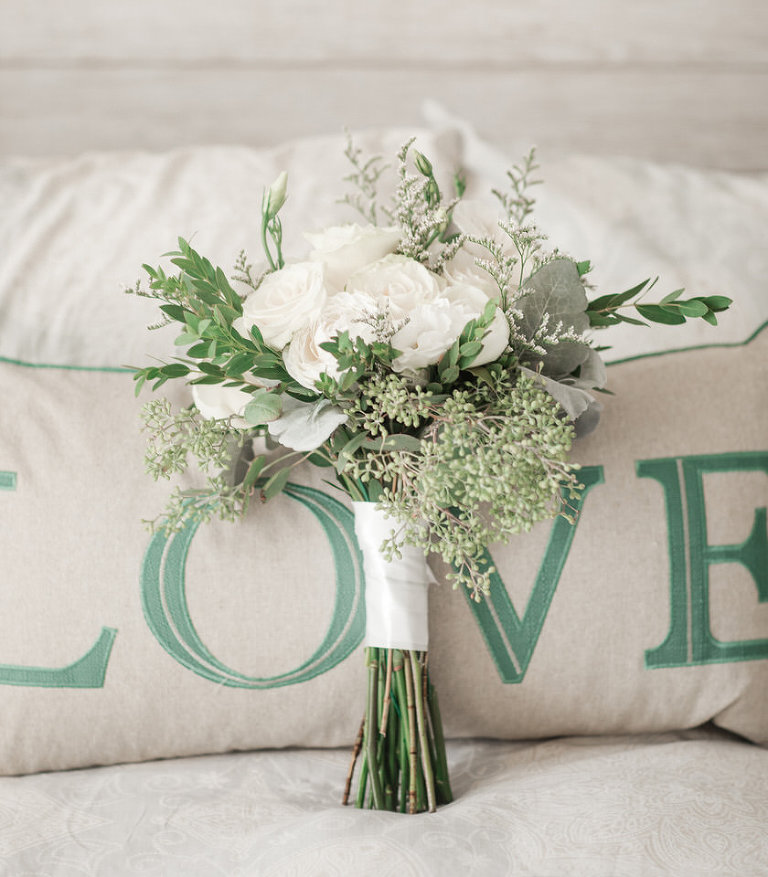 Ambassador Golf Club wedding photographed by Jillian Wilhelm Photography in Windsor Ontario. 